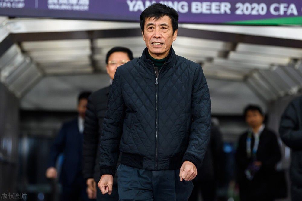 本赛季22岁的帕乔是法兰克福主力中卫登场25次全部首发，球员目前德转身价2400万欧，与球队的合同到2028年。